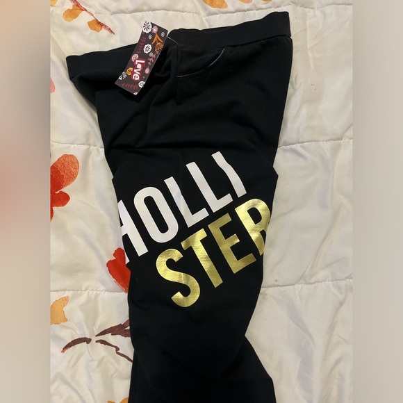 BNWT Hollister Leggings - Picture 3 of 3